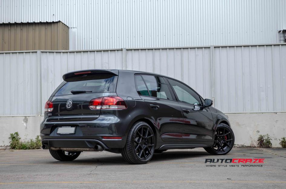 VOLKSWAGEN GOLF KPS MATTE BLACK 3