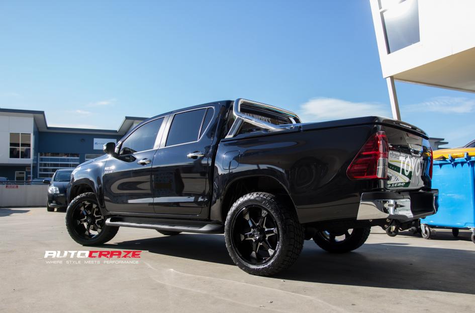 TOYOTA HILUX N80 4WD KNUCKLES GLOSS BLACK