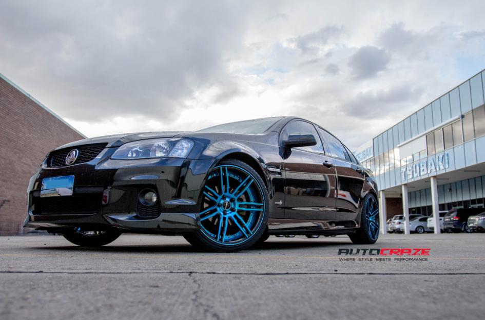 HOLDEN-COMMODORE-INVADER-GLOSS-BLACK-ELECTRIC-BLUE