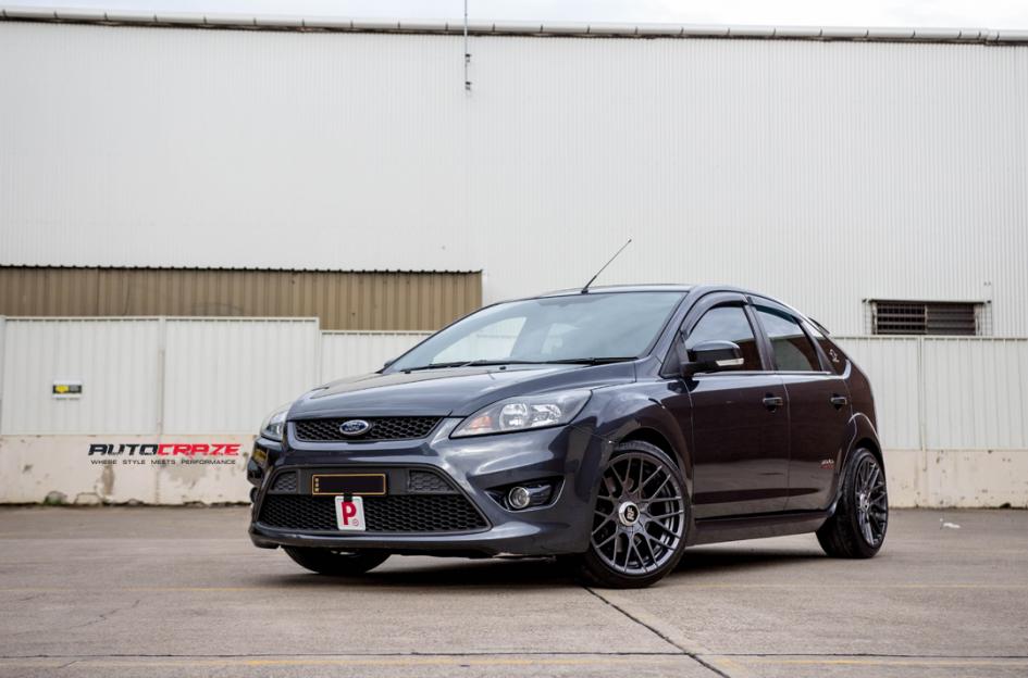 FORD FOCUS  5 STUD  RSE MATTE GUN METAL