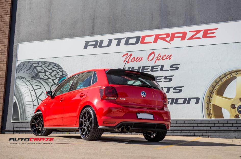 VOLKSWAGEN POLO KPS MATTE BLACK