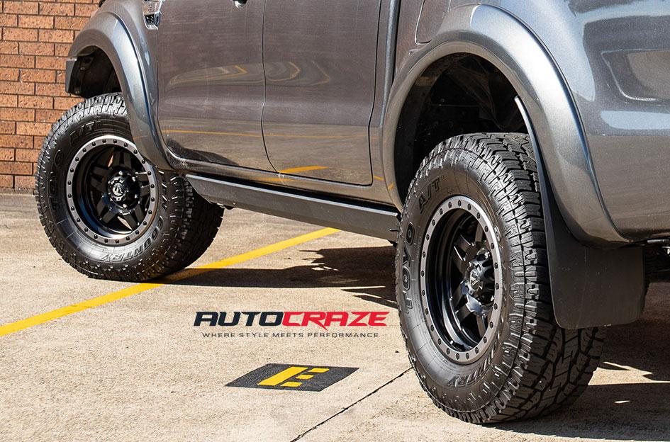 FORD RANGER ANZA MATTE BLACK WITH ANTHRACITE RING