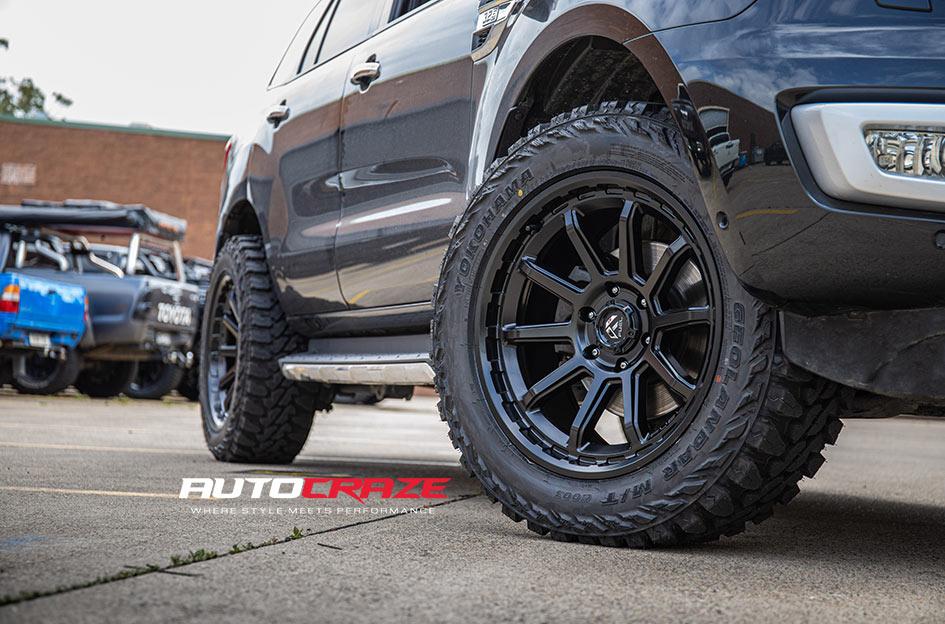FORD EVEREST TORQUE MATTE BLACK