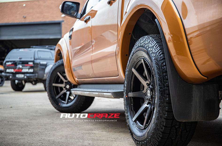 FORD RANGER AVALANCHE MATTE BLACK GREY FACE