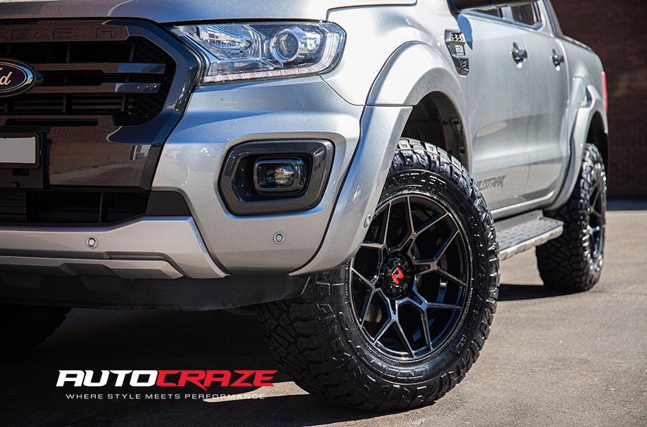 FORD RANGER SABBATH GLOSS BLACK TINTED FACE
