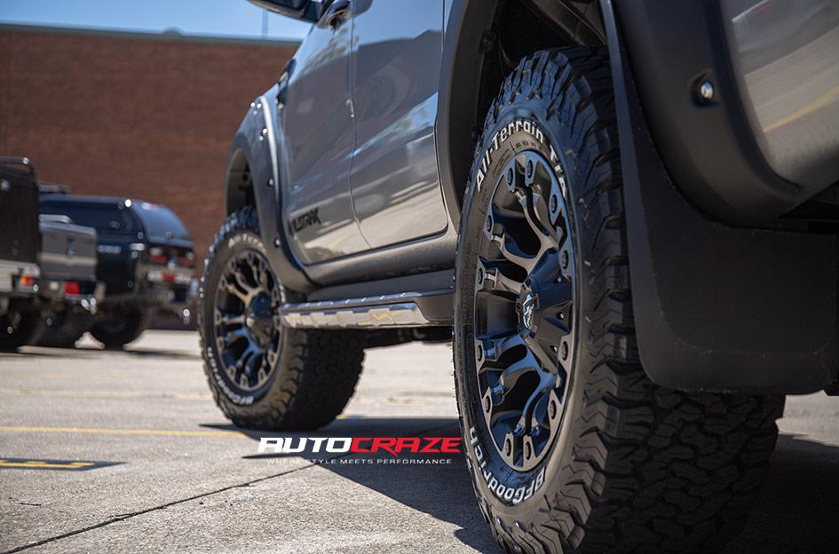 FORD-RANGER-VAPOR-BLACK-MACHINED-WITH-DARK-TINT
