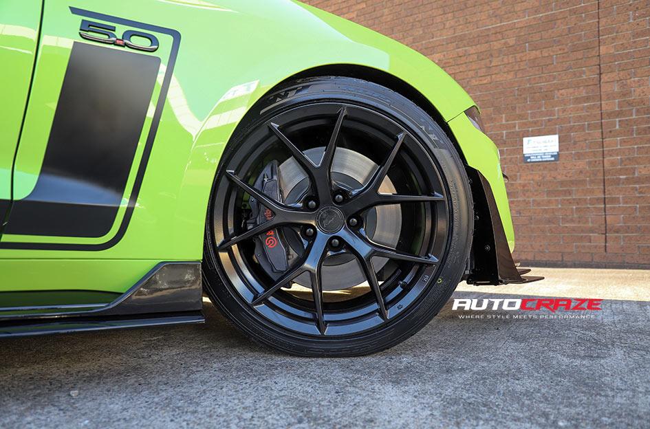 FORD MUSTANG SF10 SATIN BLACK
