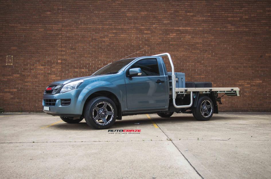 ISUZU DMAX GD04 GRAPHITE WITH MILLED ACCENTS