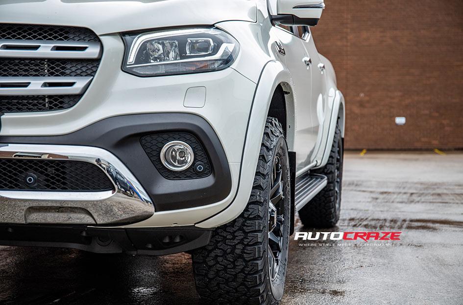 MERCEDES X CLASS CLIFF MATTE BLACK 