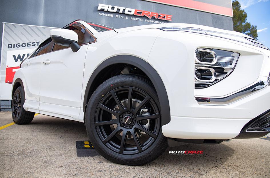 MITSUBISHI ECLIPSE CROSS CARBINE SATIN BLACK