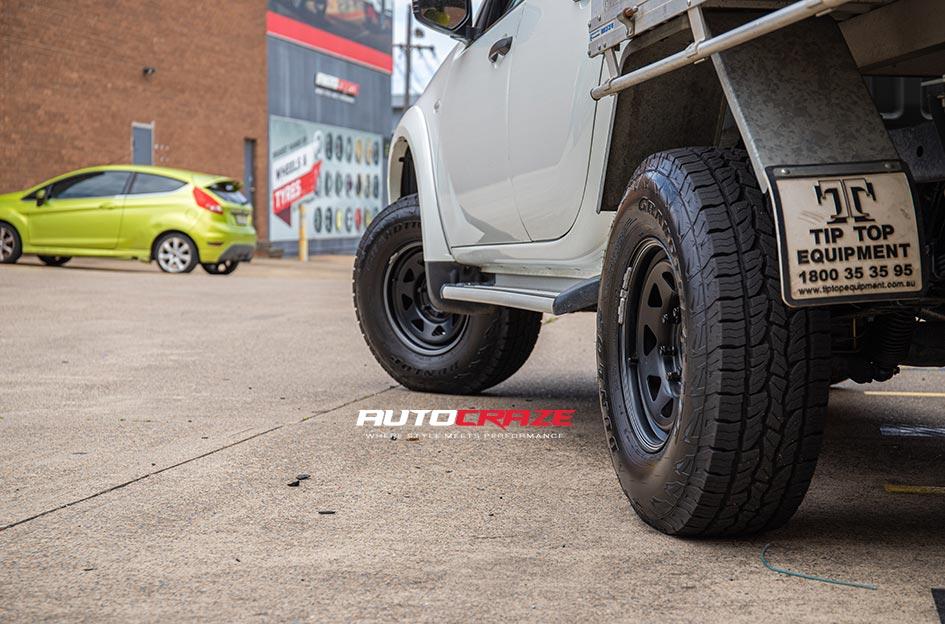 MITSUBISHI TRITON TERRA SATIN BLACK