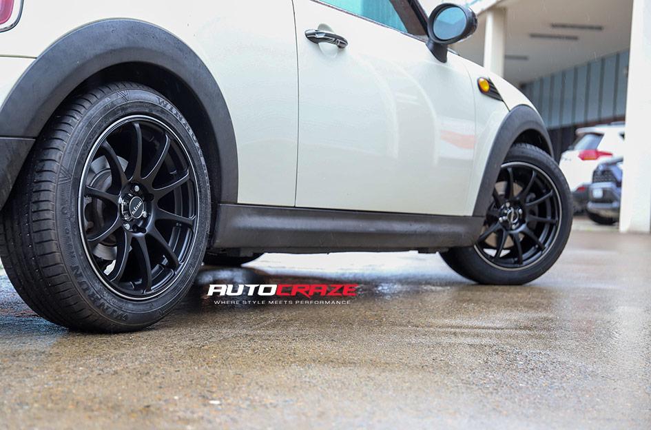 MINI-MINI-COOPER-HALO-SATIN-BLACK