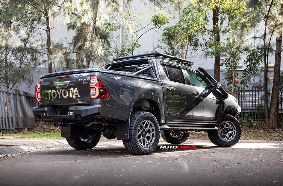 TOYOTA HILUX 4WD SABBATH HYPERBLACK