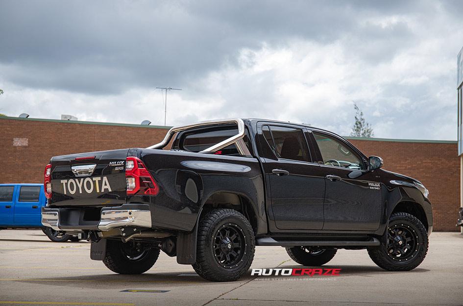TOYOTA HILUX N80 4WD HURRICANE MATTE BLACK