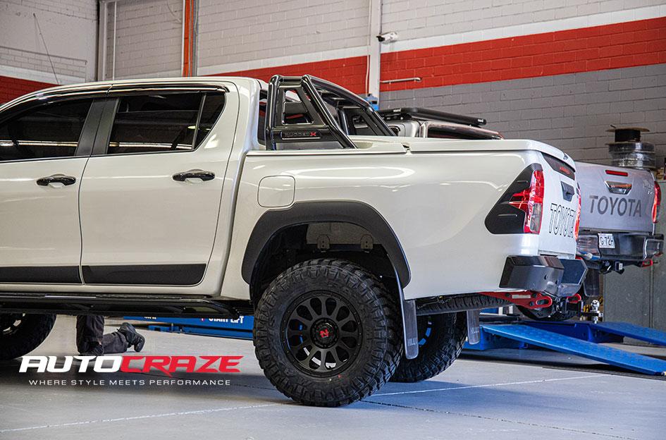TOYOTA HILUX N80 4WD VICTIM MATTE BLACK