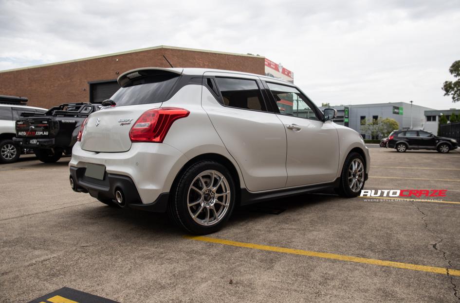 SUZUKI SWIFT CHALLENGE GUN METALLIC MATTE