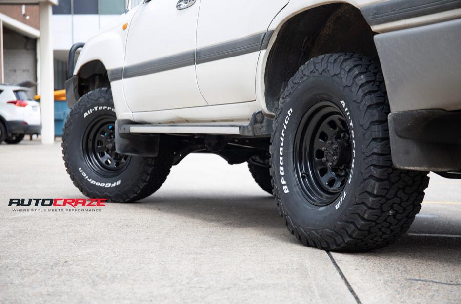 TOYOTA LANDCRUISER D LOCKER BLACK