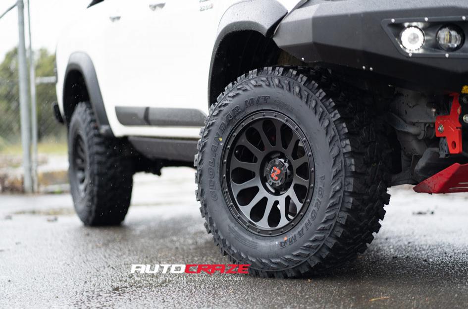 TOYOTA HILUX N80 4WD VICTIM MATTE BLACK