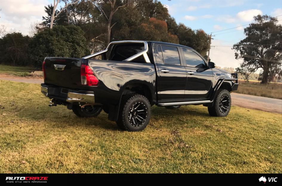 TOYOTA HILUX N80 4WD MO982 GLOSS BLACK MILLED