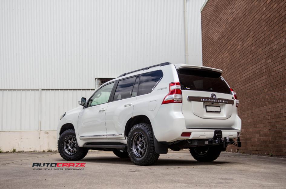 TOYOTA-PRADO-TROPHY-MATTE-ANTHRACITE-WITH-BLACK-RING