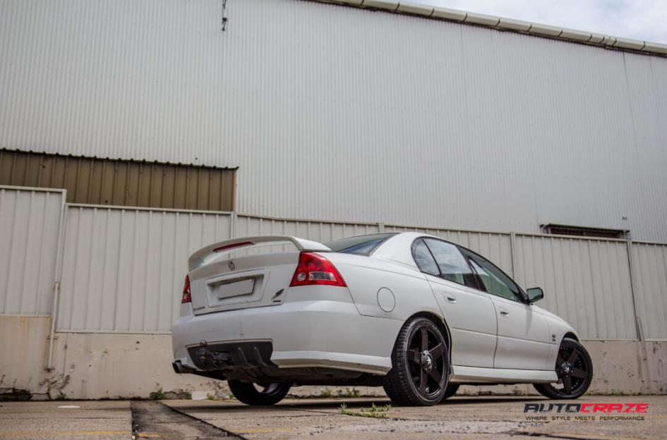 HOLDEN-COMMODORE-ROCKSTAR-775-MATTE-BLACK