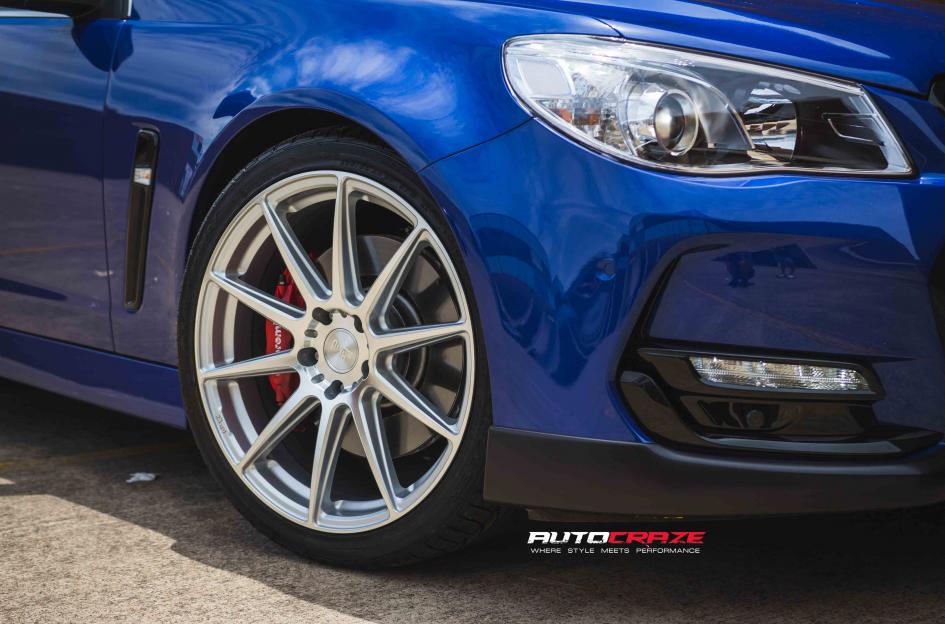 HOLDEN-COMMODORE-SSV-ESSEN-SILVER-MACHINED-FACE