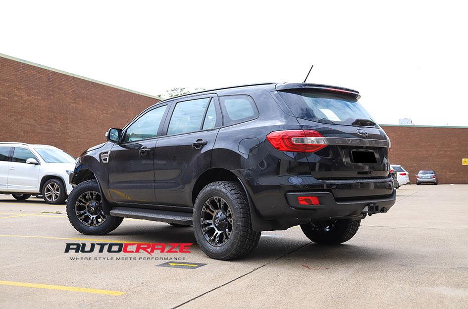 FORD EVEREST VAPOR BLACK MACHINED WITH DARK TINT