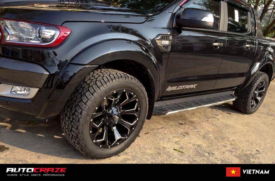 FORD RANGER ASSAULT GLOSS BLACK MILLED ACCENTS
