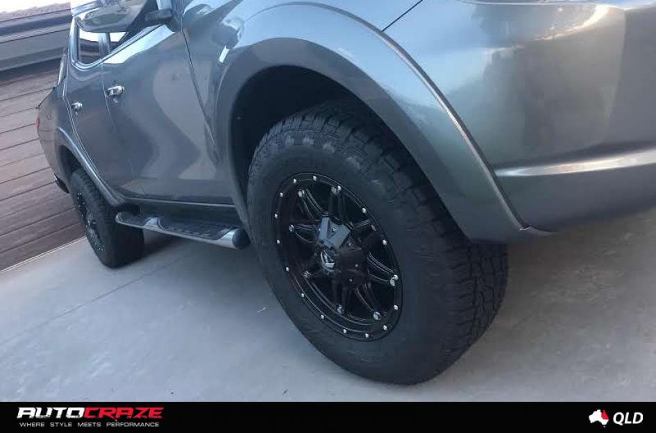 MITSUBISHI TRITON HOSTAGE MATTE BLACK