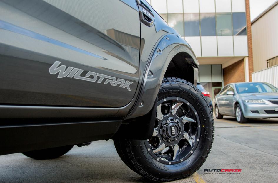FORD RANGER GD01 GRAPHITE MILLED ACCENTS WITH CHROME INSERTS