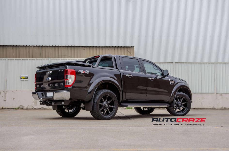 FORD RANGER COUPLER BLACK MACHINED WITH DARK TINT 7