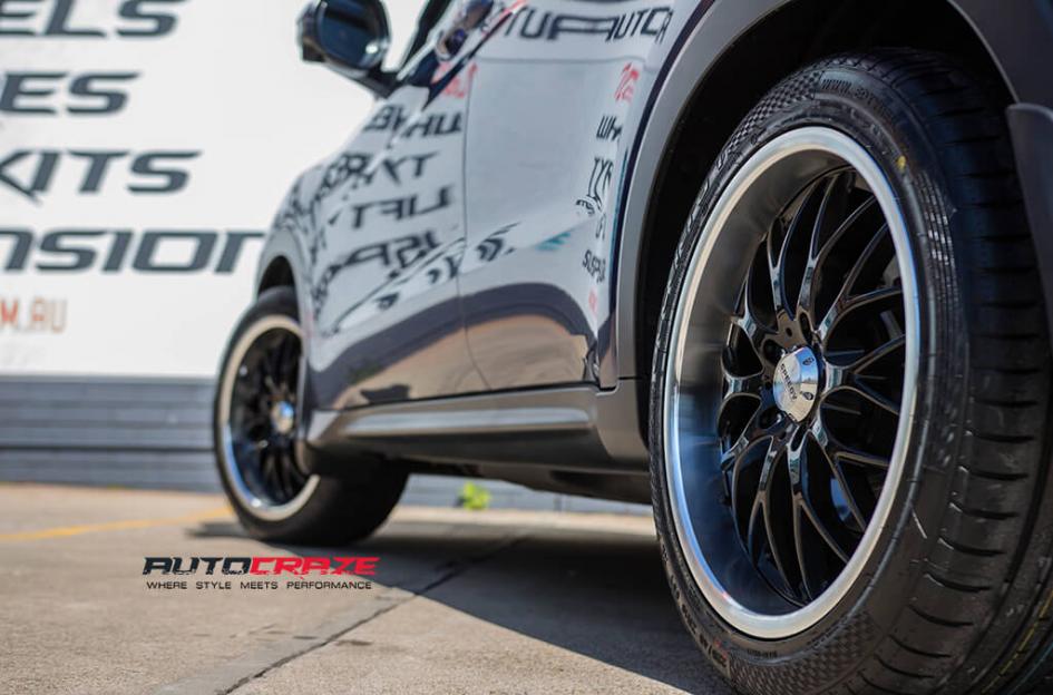 HONDA-HRV-CHEETAH-GLOSS-BLACK-POLISH-LIP
