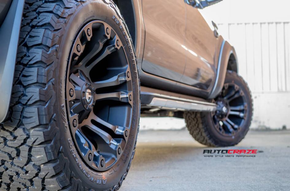 FORD-RANGER-VAPOR-BLACK-MACHINED-WITH-DARK-TINT