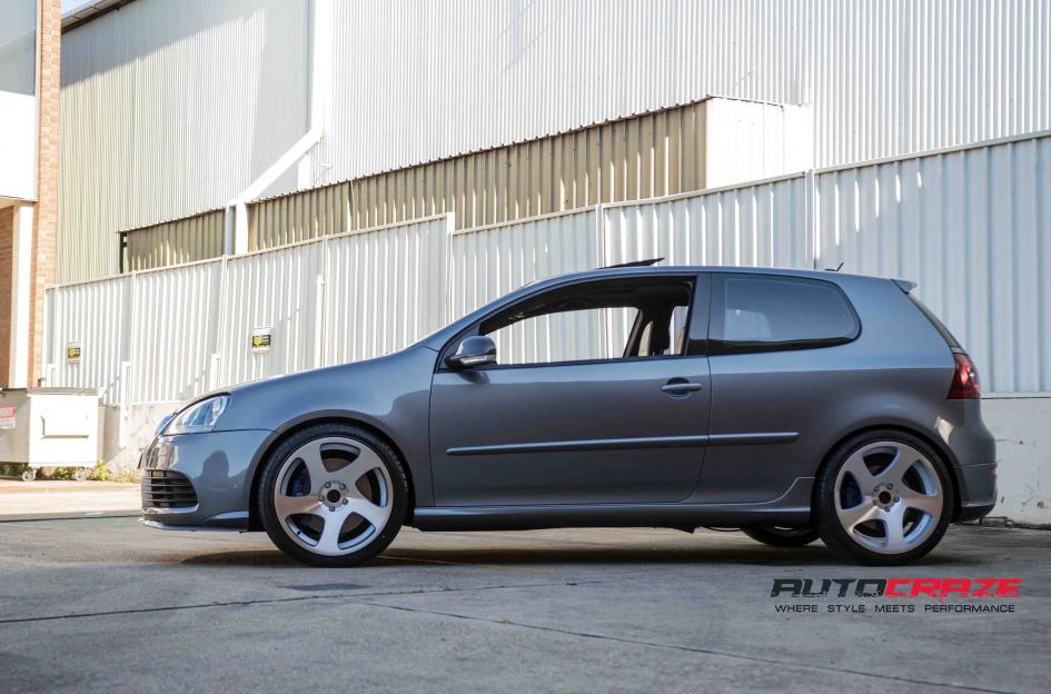VOLKSWAGEN-GOLF-TMB-SILVER-MACHINED-FACE-2