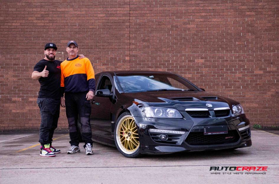 HOLDEN-COMMODORE-OM-GOLD-POLISH-LIP