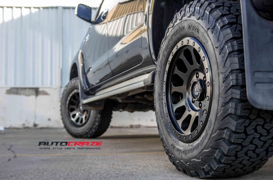 TOYOTA HILUX N70 4WD VECTOR MATTE BLACK