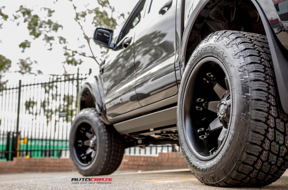 FORD RANGER OCTANE MATTE BLACK 4