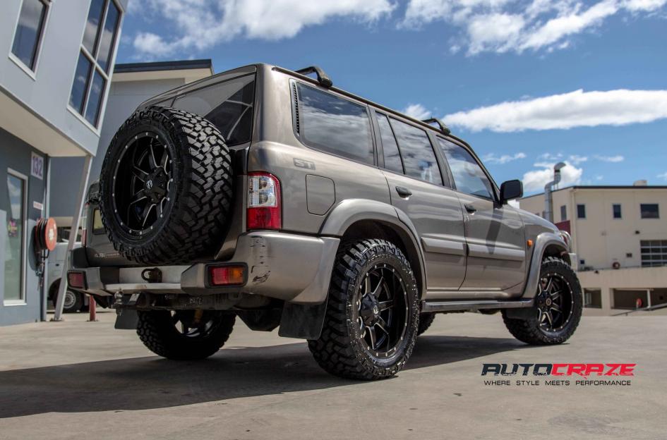 NISSAN PATROL MAVERICK GLOSS BLACK MILLED ACCENTS