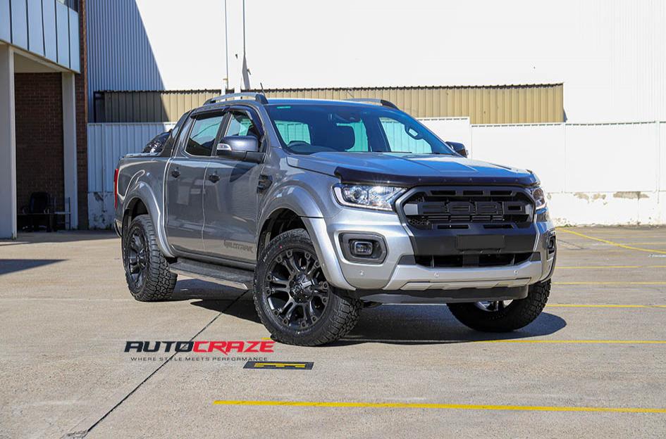 FORD-RANGER-VAPOR-BLACK-MACHINED-WITH-DARK-TINT