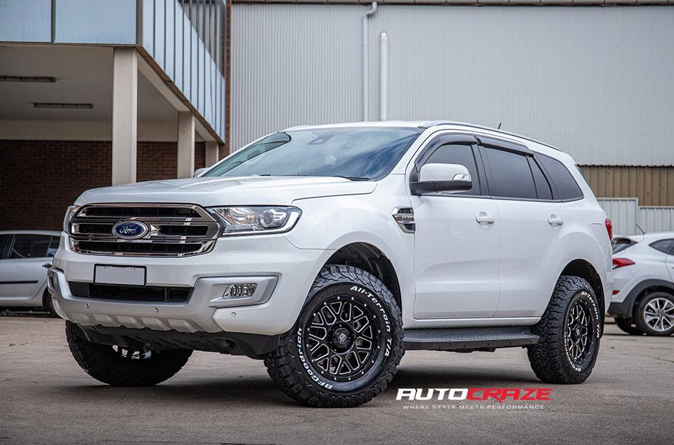 FORD EVEREST VEGAS GLOSS BLACK MILLED 