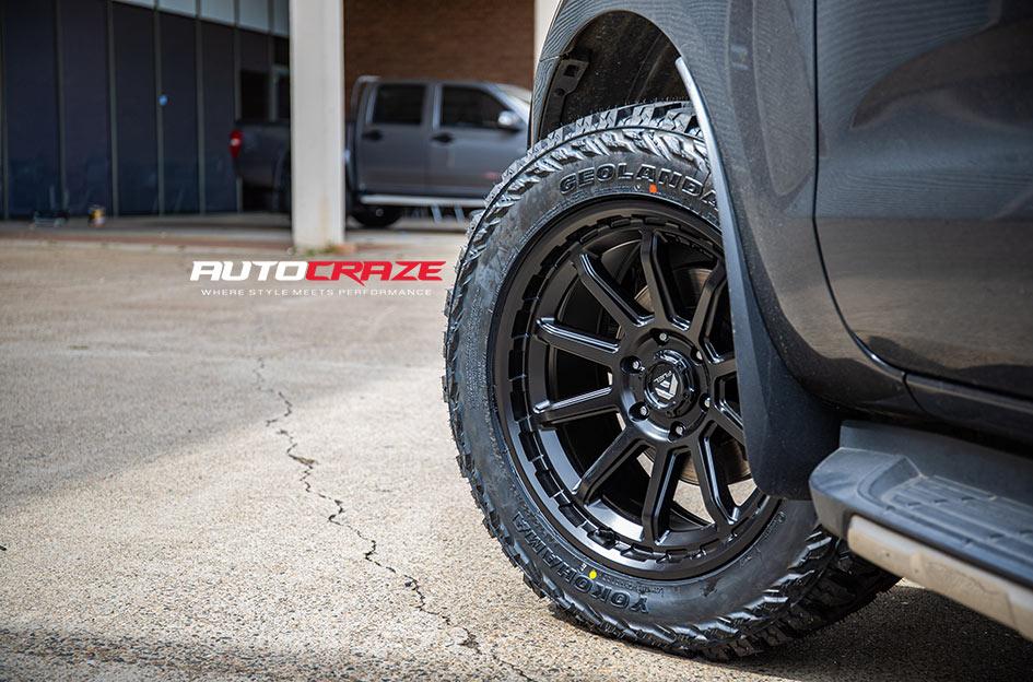 FORD EVEREST TORQUE MATTE BLACK