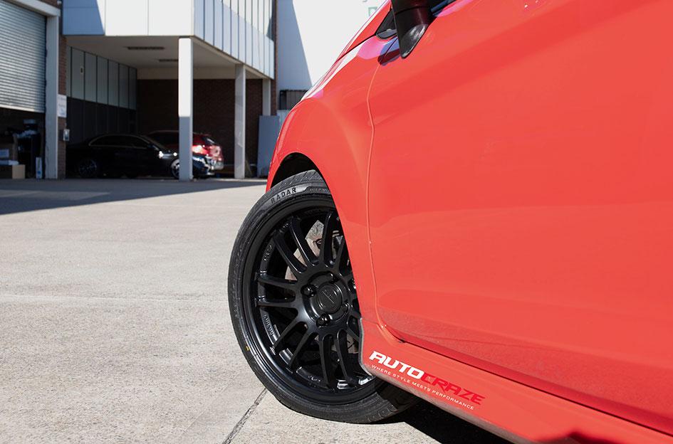FORD FIESTA SF02 GLOSS BLACK