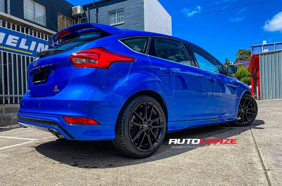 FORD FOCUS  5 STUD  VOSSO SATIN BLACK