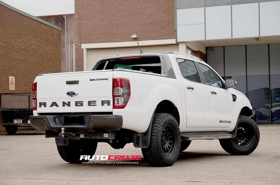 FORD RANGER RAPID MATTE BLACK