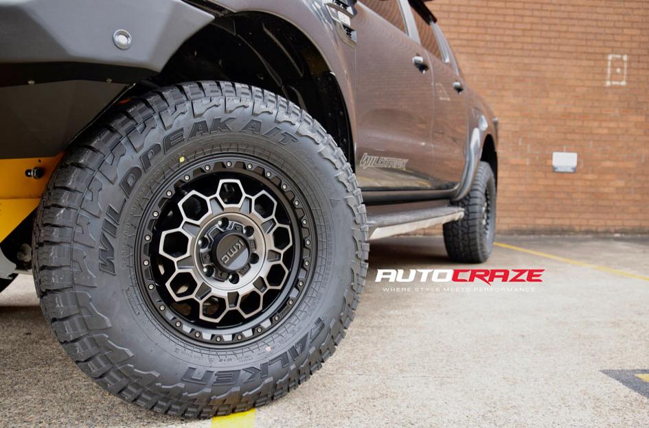FORD-RANGER-TREK-SATIN-BLACK-W--GRAY-TINT