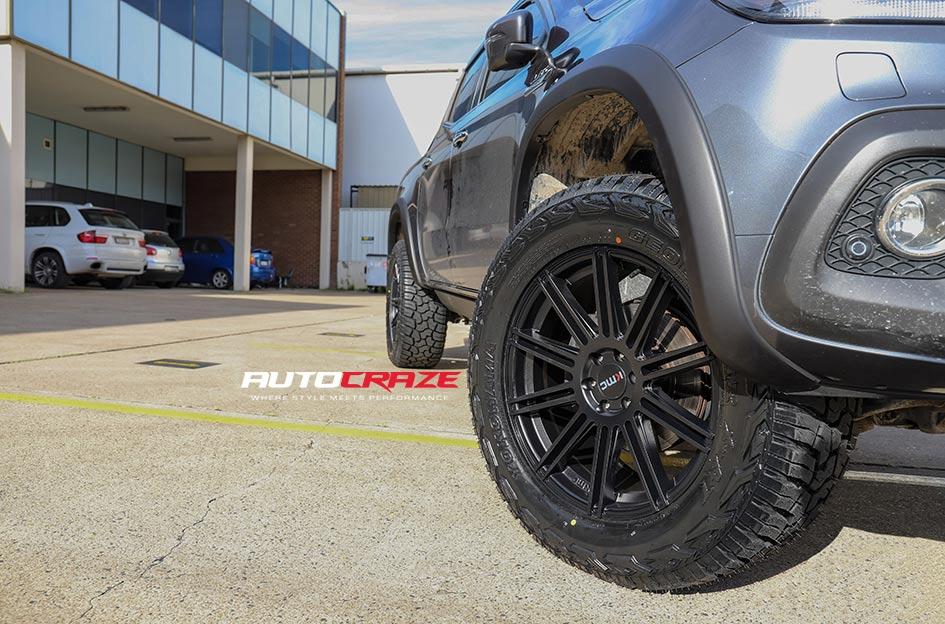 MERCEDES X CLASS CHANNEL MATTE BLACK