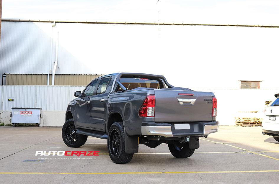 TOYOTA HILUX N80 4WD HURRICANE MATTE BLACK