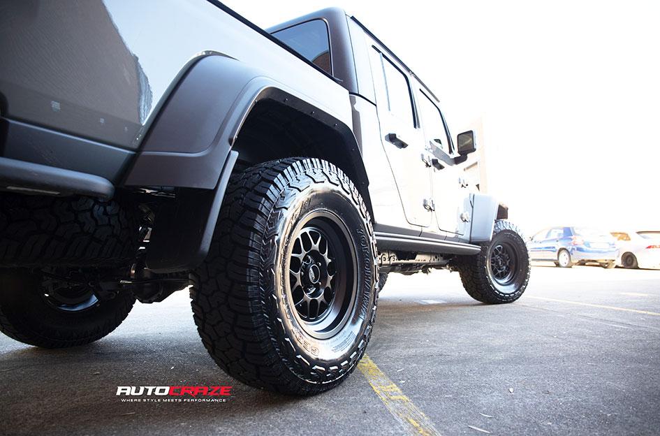 JEEP GLADIATOR GRS SATIN BLACK