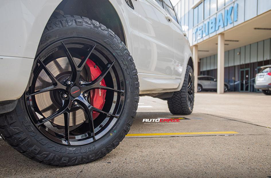LAND-ROVER-RANGE-ROVER-ZR3-GLOSS-BLACK
