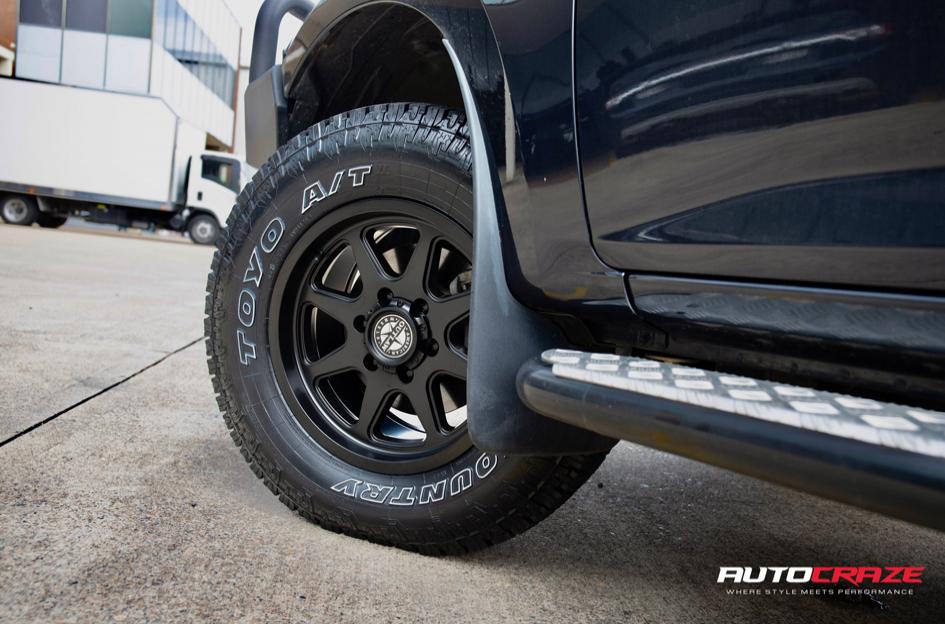 MAZDA BT 50 DERRINGER SATIN BLACK